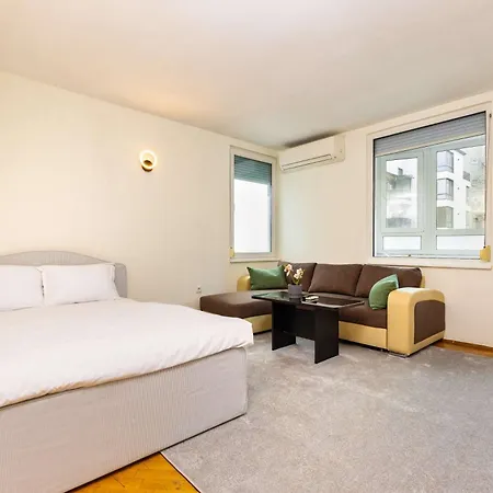 Urban Comfort 2bd Near Botev Stadium By Flat Manаger