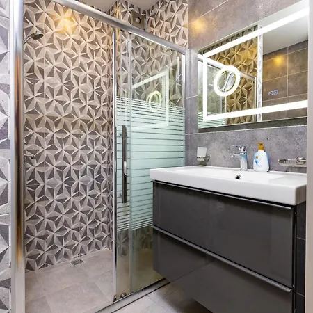Daire Urban Comfort 2bd Near Botev Stadium By Flat Manаger Filibe