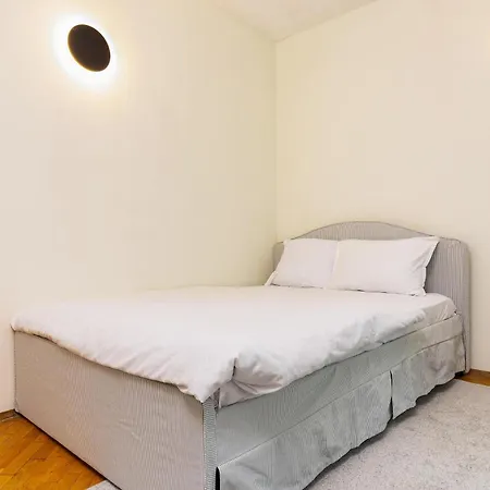 Daire Urban Comfort 2bd Near Botev Stadium By Flat Manаger
