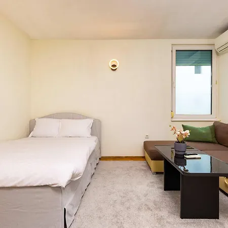 Urban Comfort 2bd Near Botev Stadium By Flat Manаger * Filibe