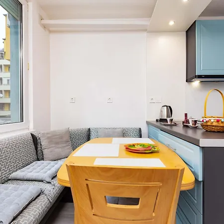 Daire Urban Comfort 2bd Near Botev Stadium By Flat Manаger Filibe