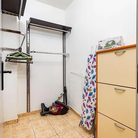 Urban Comfort 2bd Near Botev Stadium By Flat Manаger *