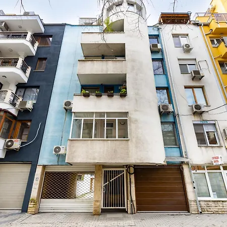 Apartman Urban Comfort 2bd Near Botev Stadium By Flat Manаger